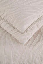 Jenna Yatak Örtüsü - Görsel 3