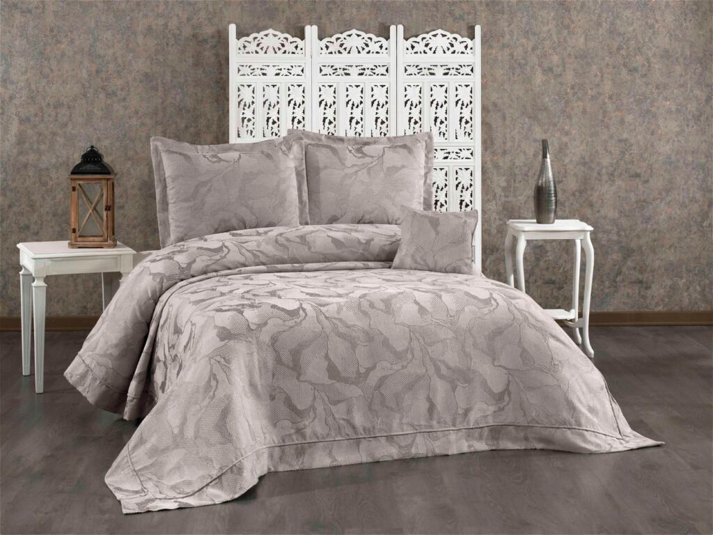 PamellaPikeGri-1024x768 Pamella Pike Takımı - Görsel 1