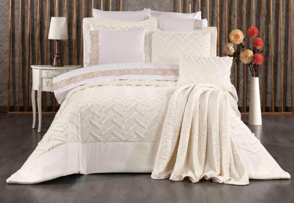 SkalaCeyizSeti-scaled-e1765883381662-1024x706 Skala Çeyiz Seti - Görsel 1